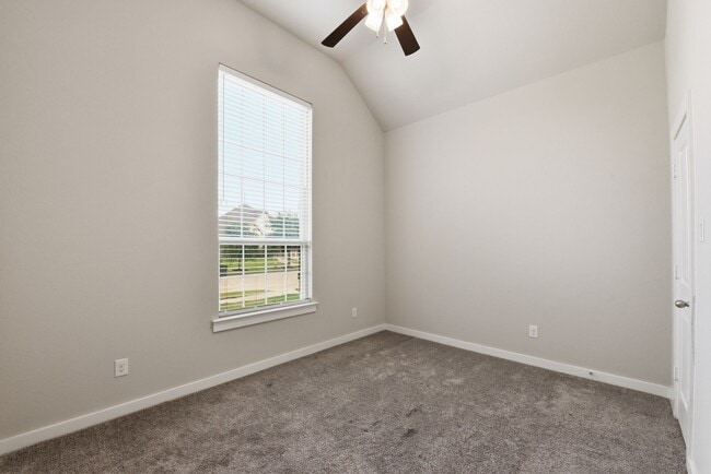 Building Photo - 2116 Blackhawk Ridge Ln