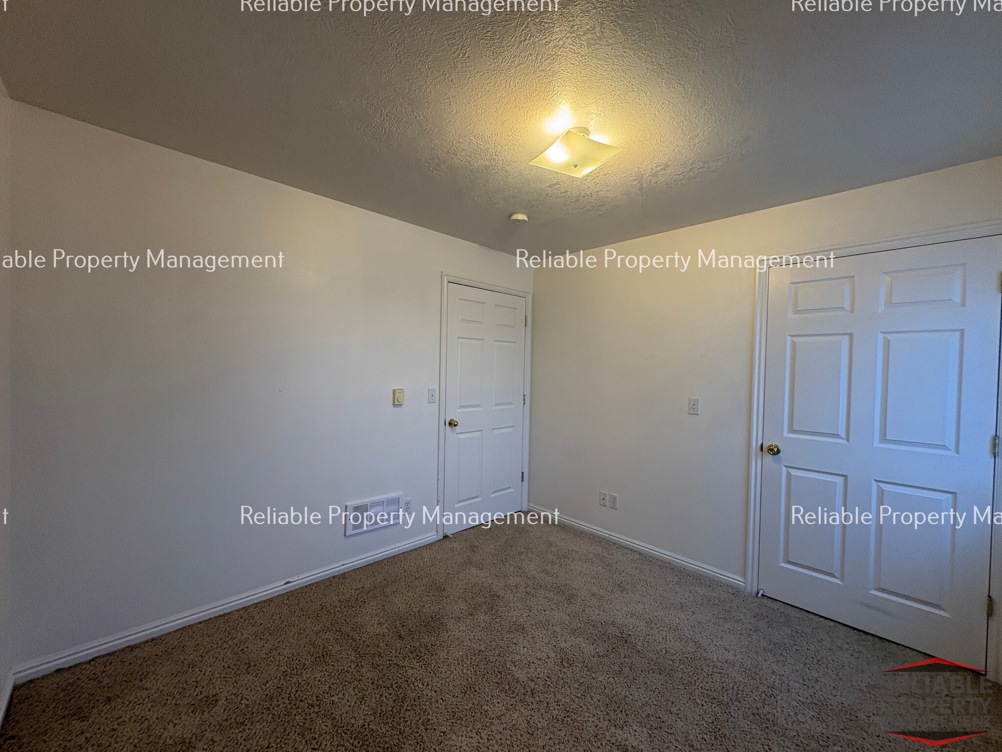 Building Photo - 3713 Deloy Dr