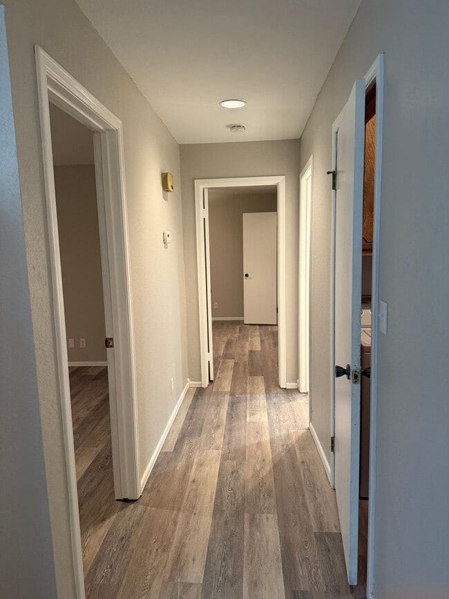 Building Photo - Condominium