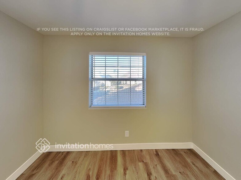 Building Photo - 1130 Broken Hills Dr