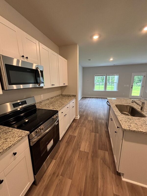 Building Photo - 8010 Triggerfish Wy