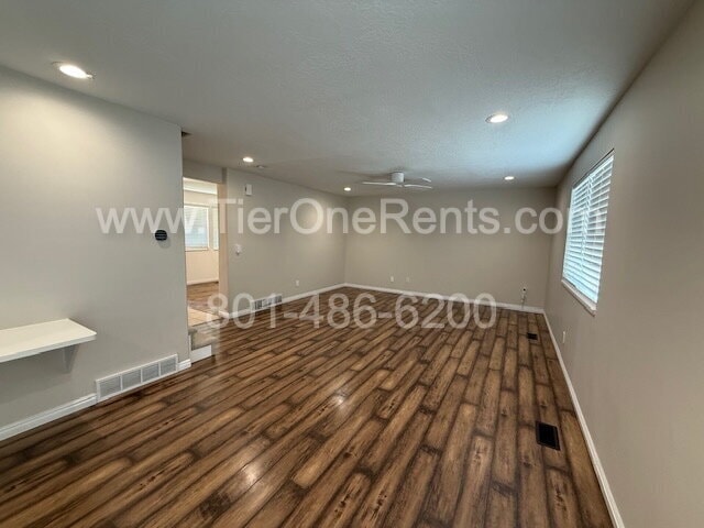 Building Photo - NO DEPOSIT option available for qualified ...