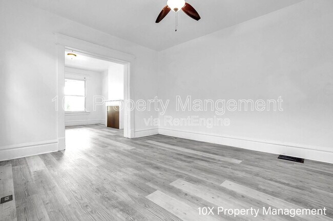 Building Photo - 851 Bellows Ave
