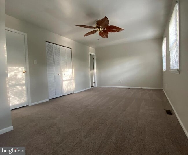 Building Photo - 4001 Brandywine Ct