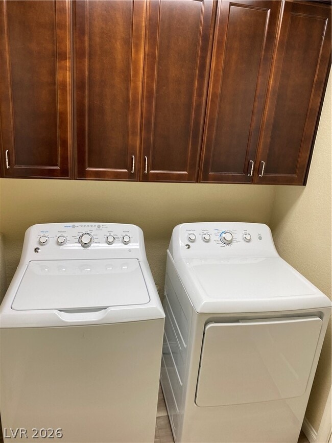 Building Photo - 8252 S Sorrel St