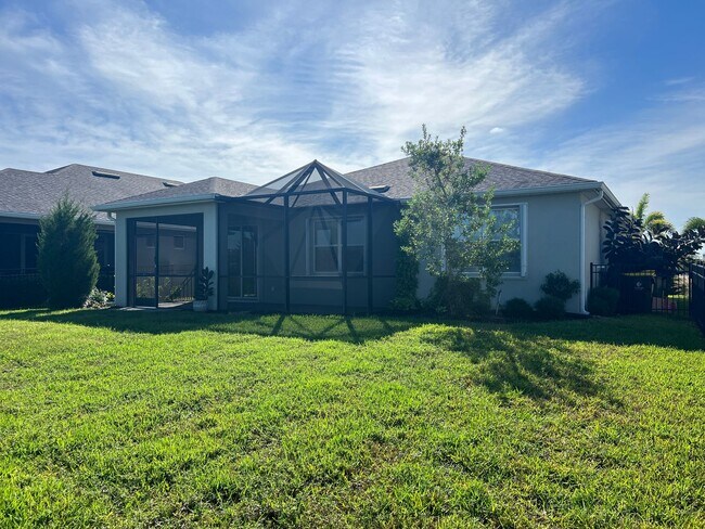 Building Photo - Stunning Lakefront 3/2 Home in the Heart of Babcock Ranch