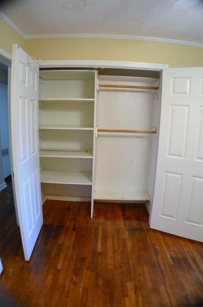 Building Photo - 3462 Biltmore Ave