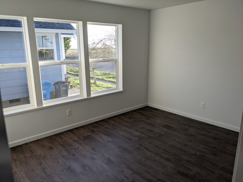 Downstairs bedroom or office - 2399 Karen Ct