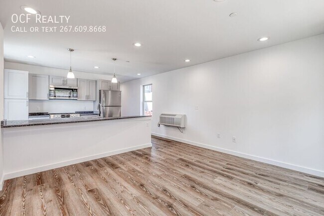 Building Photo - 751 N 43rd St