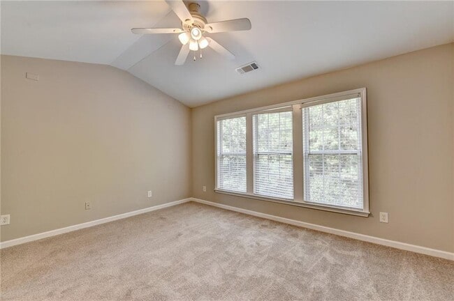 Building Photo - 4021 Edgecomb Dr