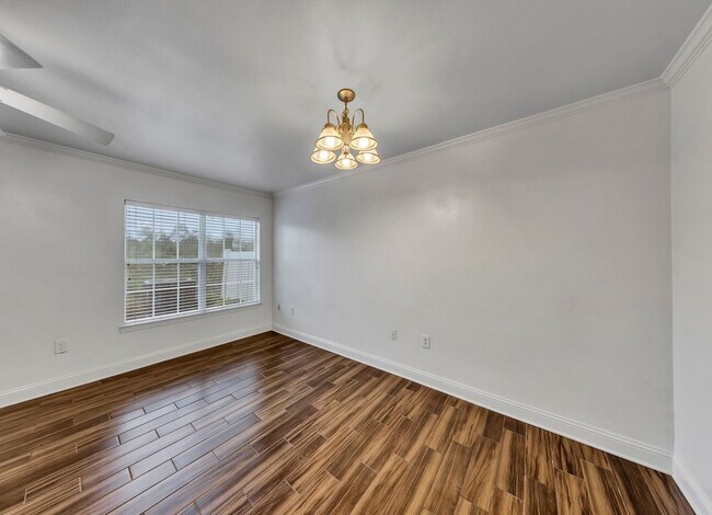 Building Photo - MOVE IN SPECIAL...$150 off your first mont...
