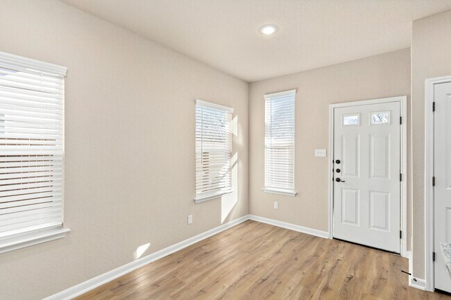 Building Photo - Brand New 3/2.5 Townhome