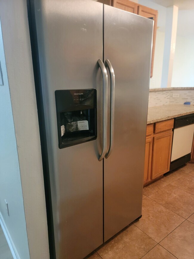 Building Photo - 16350 Angel Island Ln