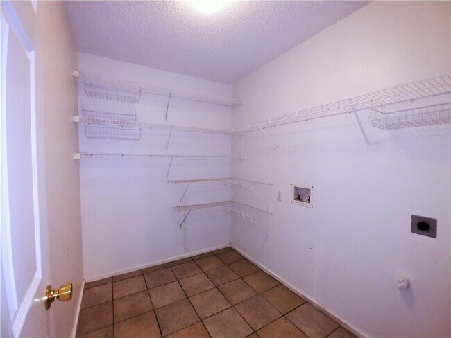 Building Photo - 1436 Brandywine Ln