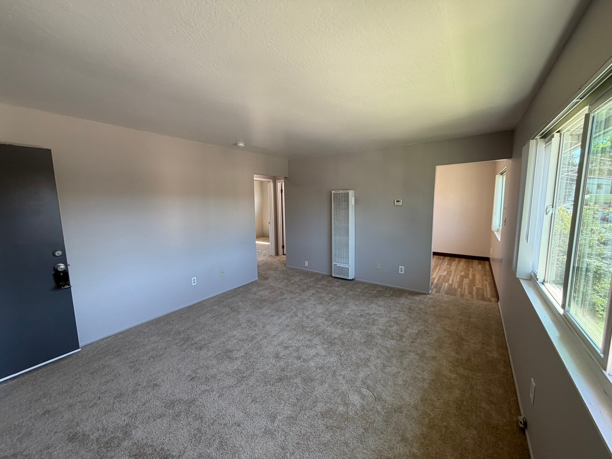 Building Photo - 2070 Latham St