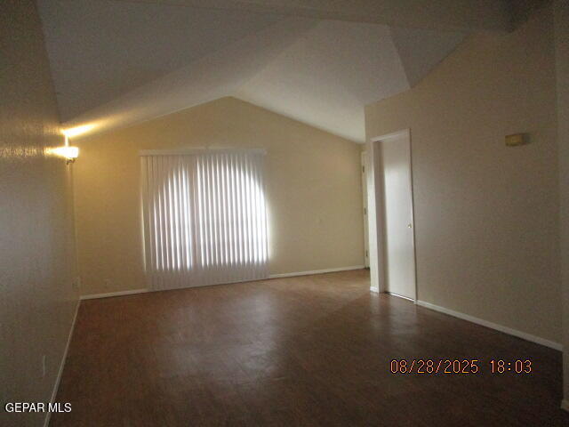 Building Photo - 946 Montera Rd