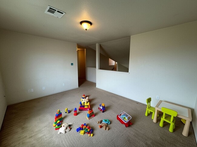 Building Photo - 3302 Catalina Dr