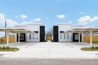 Building Photo - 1308 Valle Vista St