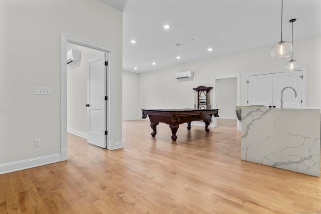 Building Photo - 234 Greene St