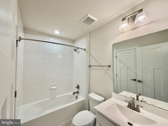 Building Photo - 5330 Witch Hazel Ln