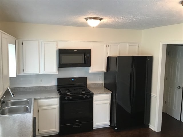 Building Photo - 999 Merrimac Way