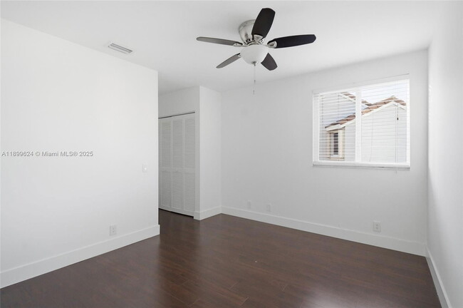 Building Photo - 1049 Thistle Creek Ct