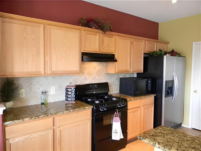Building Photo - 1104 Remington Dr