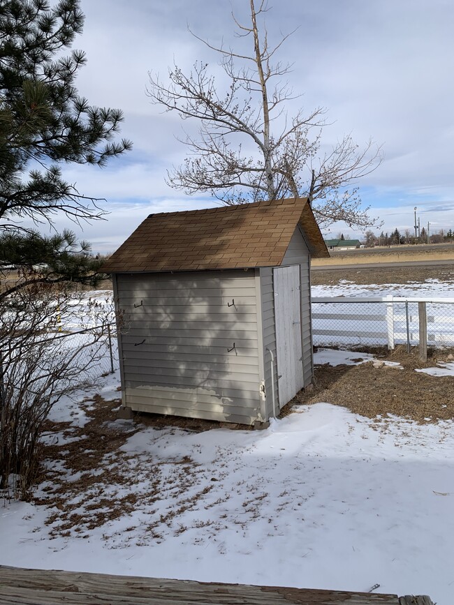 Building Photo - 4746 E Skyline Dr