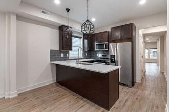 Building Photo - 468-470 E. 2nd Ave