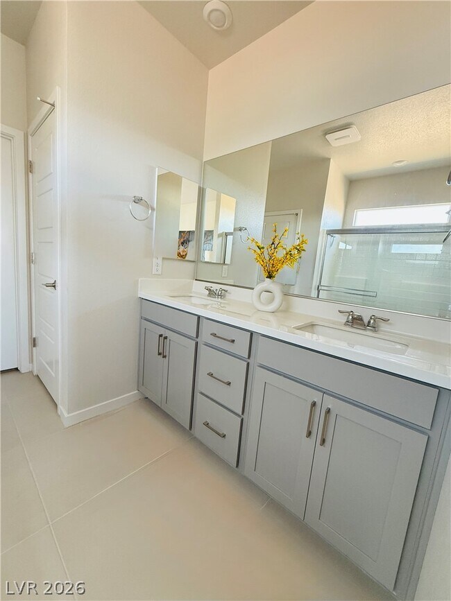 Building Photo - 4379 E Cactus Cyn Dr