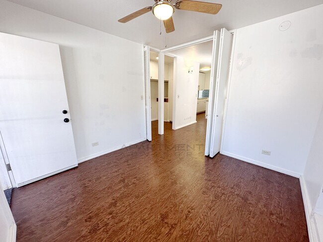 Building Photo - 3340 Campbell Ave