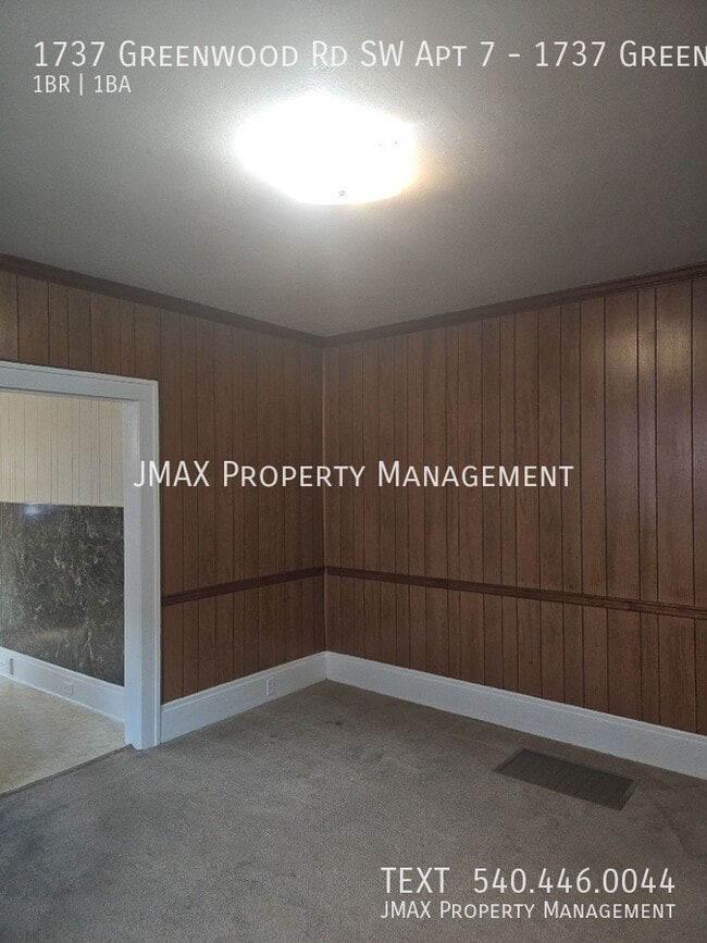 Building Photo - 1737 Greenwood Rd SW