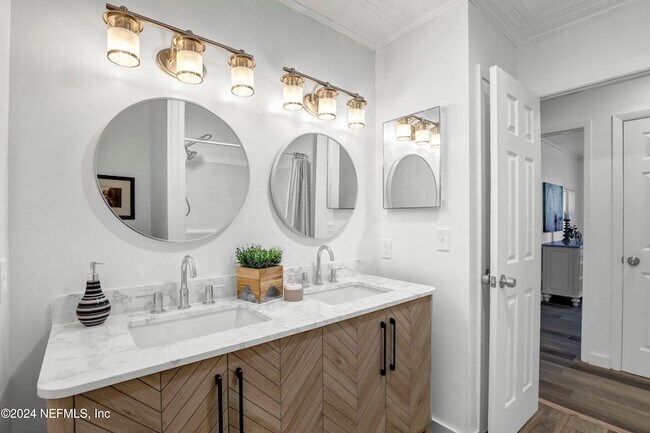 Building Photo - 54221 Cravey Rd