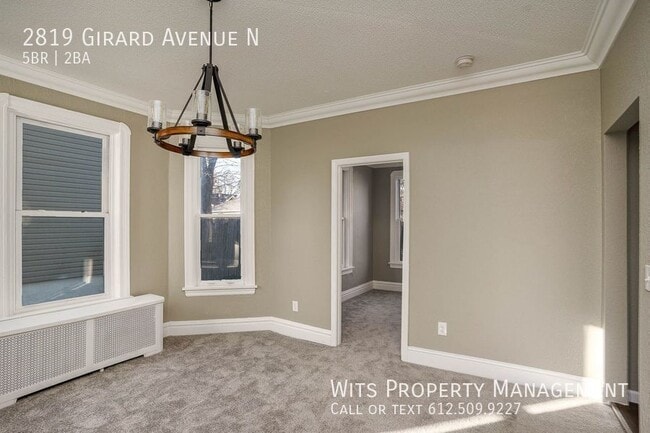 Building Photo - 2819 N Girard Ave