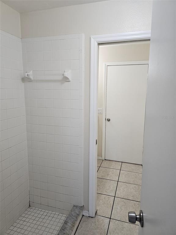 Building Photo - 14667 Laguna Beach Cir