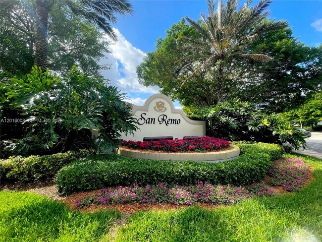 Building Photo - 854 San Remo Dr