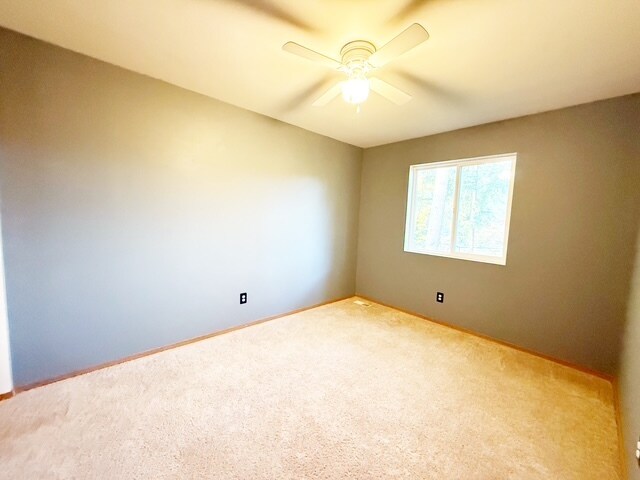 Building Photo - 4933 Bowwood Cir NE