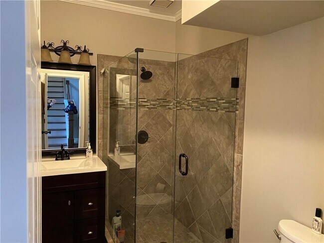 Building Photo - 1602 Chadwick Ridge Dr NW