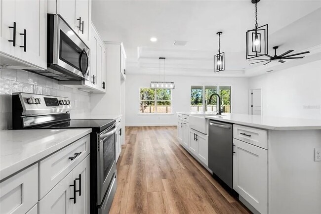 Primary Photo - 6670 SW 13th Ln
