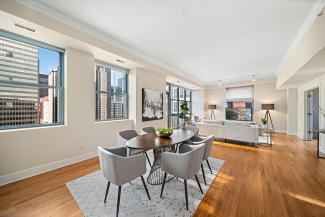 Building Photo - 165 N Canal St