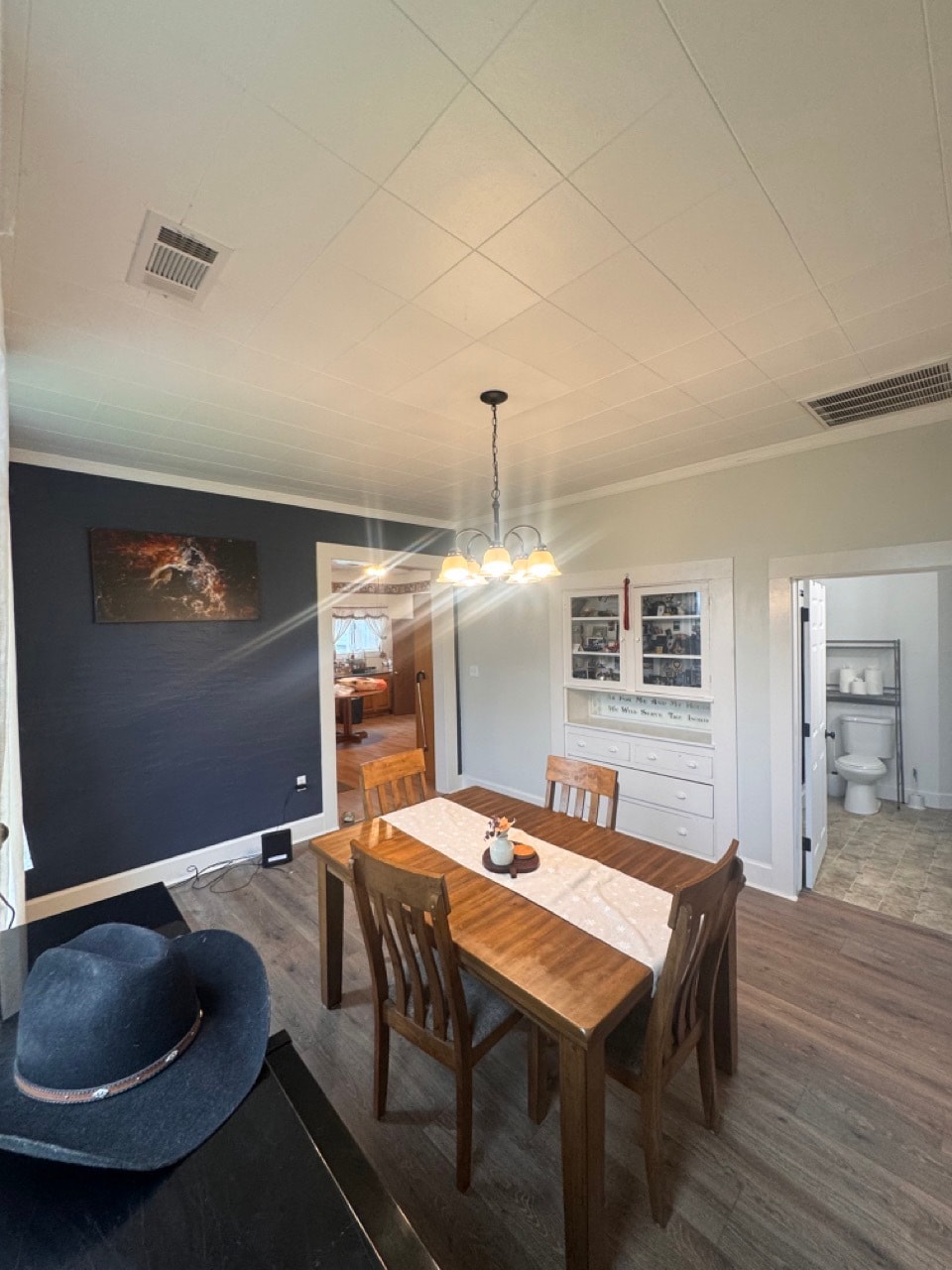 Dining room - 2736 McDermott St