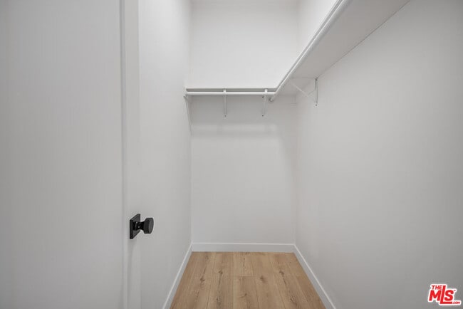 Building Photo - 3628 E 1st St