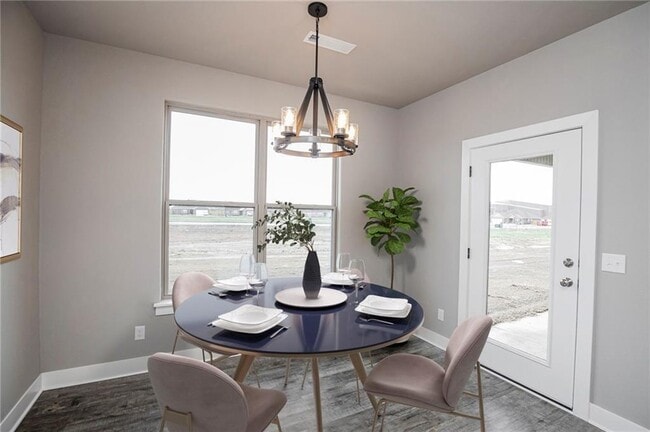 Building Photo - 1249 Seay Cir