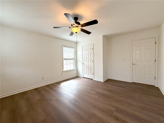 Building Photo - 3240 Bentbill Crossing