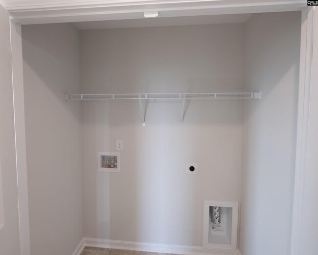 Building Photo - 929 S Desert Orch Ln