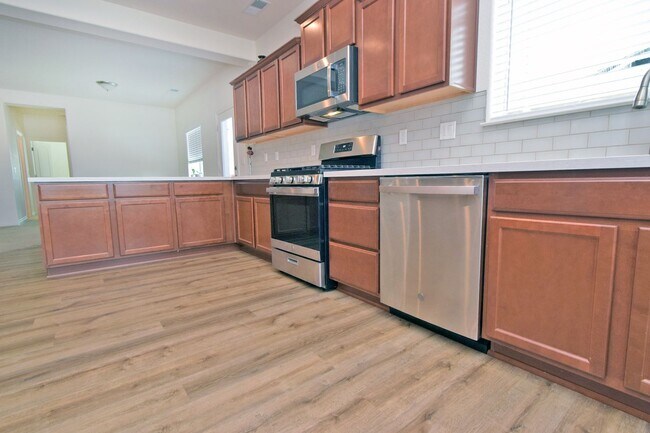 Building Photo - Cold Springs Beauty with View and RV Parking