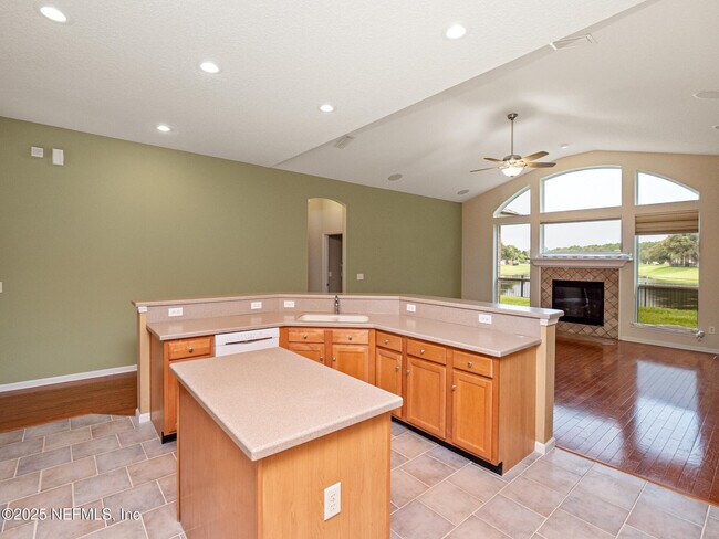 Building Photo - 1228 Loch Tanna Loop