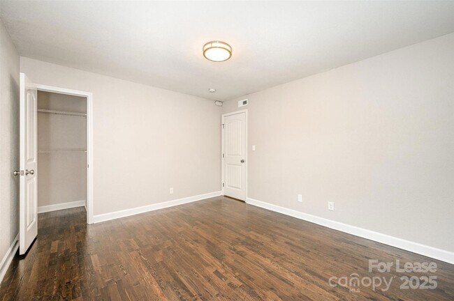Building Photo - 1520 Seigle Ave