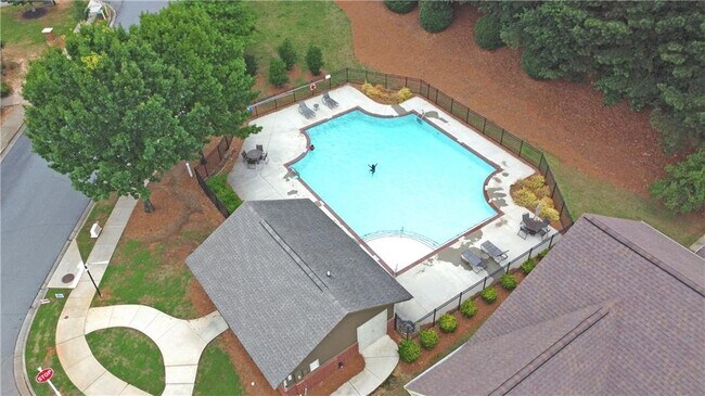 Building Photo - 408 Privet Cir