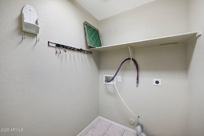 Building Photo - 16804 N 113th Dr